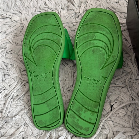 Kate Spade Vibrant Green Bow Sandals - Picture 5 of 7